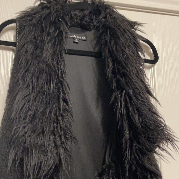 buckle Double zero fly away open fur vest - Picture 4 of 5